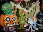Hideshi Hino's Dokumushi and Zowroku, and some bendy "gremlin creatures"